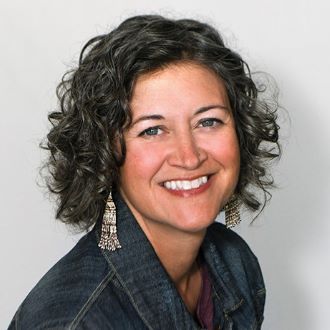 katherine dickinson headshot
